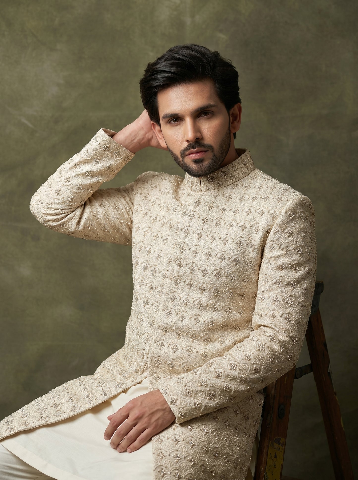 Men's Luxury Ivory Embroidered Sherwani