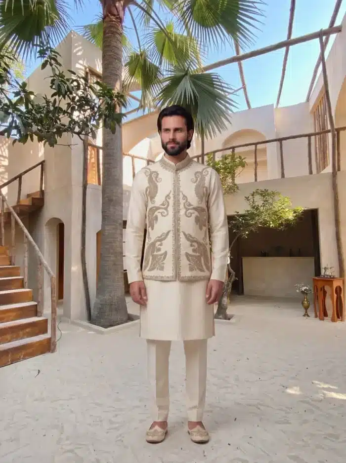 Ivory jamawar kurta with arri embroidery and hidden buttons Ivory jamawar kurta with arri embroidery and hidden buttons
